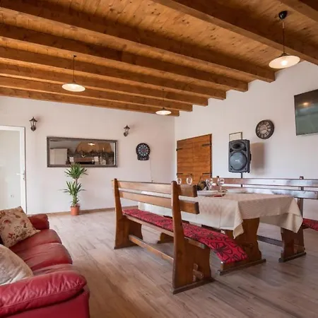 Vila Ostojic By Guide Peracko Blato