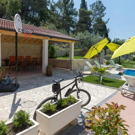 Villa Ostojic By Guide